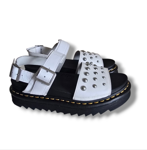 Like New🌹 Dr. Martens Women's Voss Studd White Hydro Leather Sandals - Picture 7 of 16